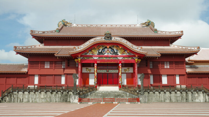首里城の再建に向けた取り組みを紹介！世界遺産で保護されるべき遺産とは！？