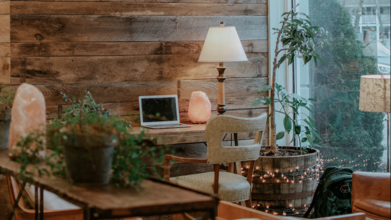 木材リサイクルの先駆け！？イマドキの”パーティクルボード”の利活用シーン！